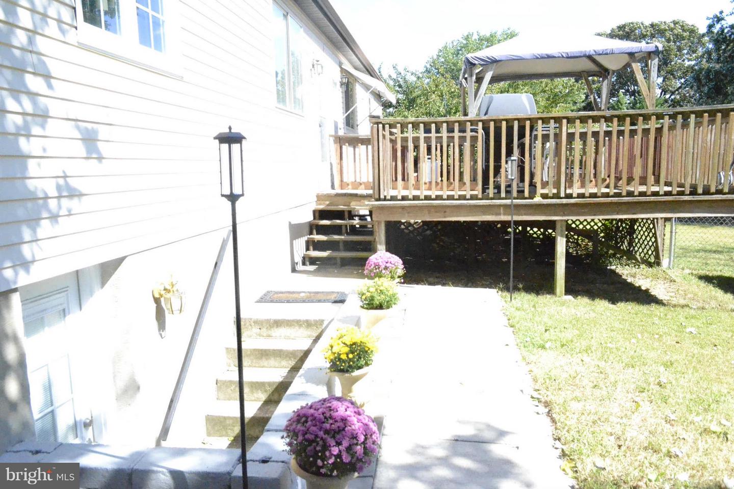 837 Turf Valley Dr Property Photo 5
