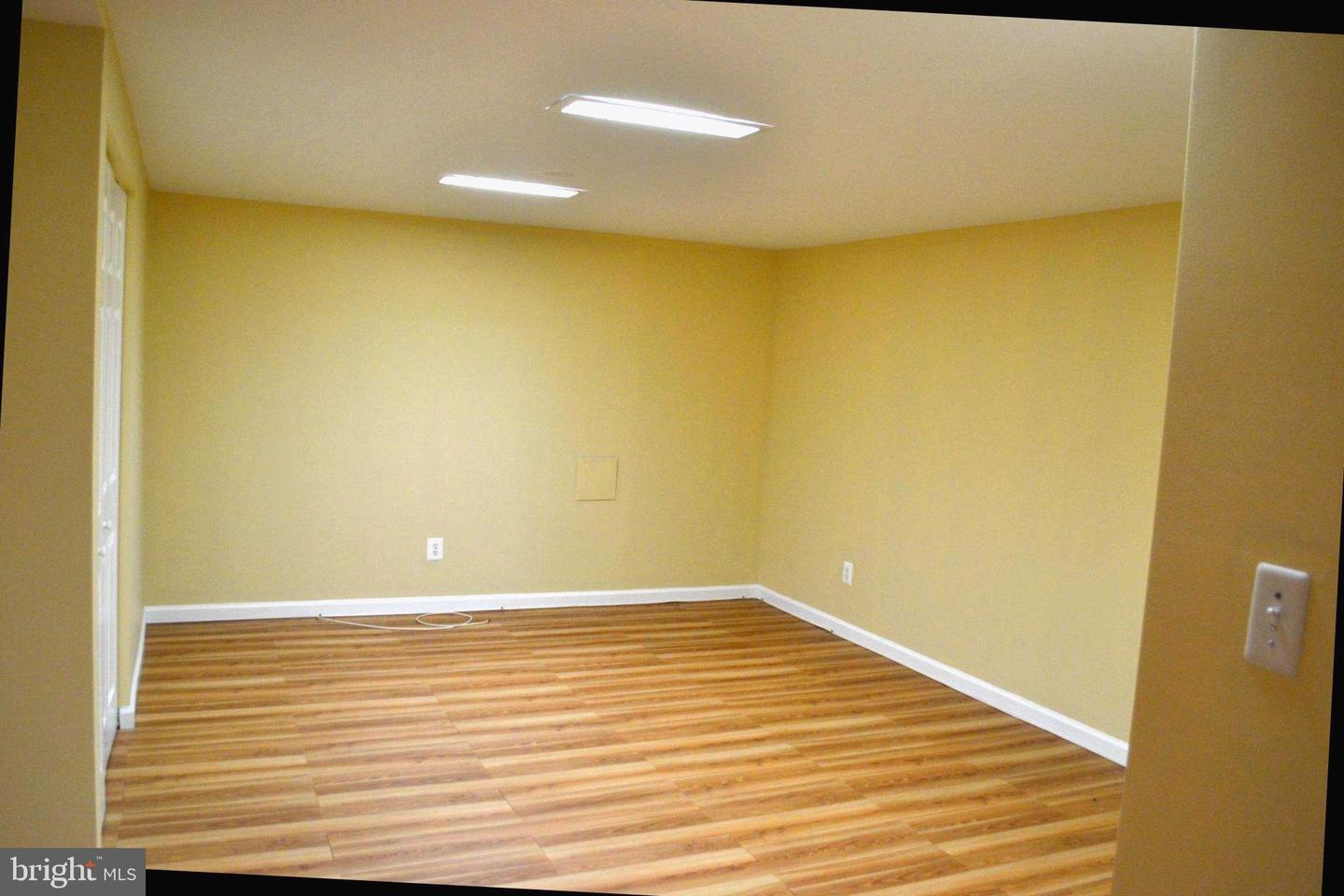 837 Turf Valley Dr Property Photo 10