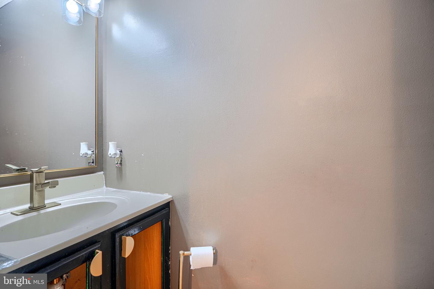 106 Idlewild Rd Property Photo 4