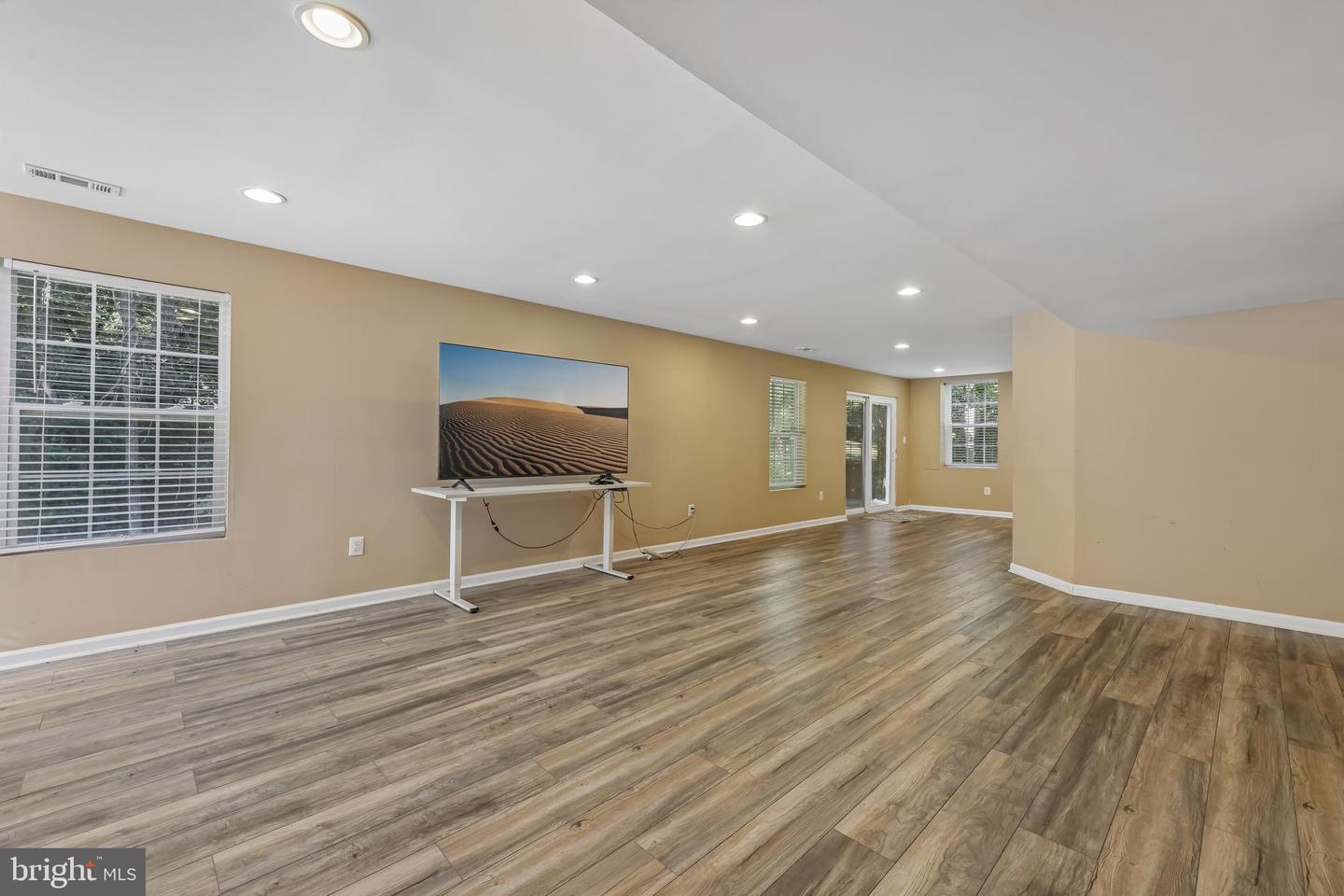 1866 Disney Estates Cir Property Photo 41