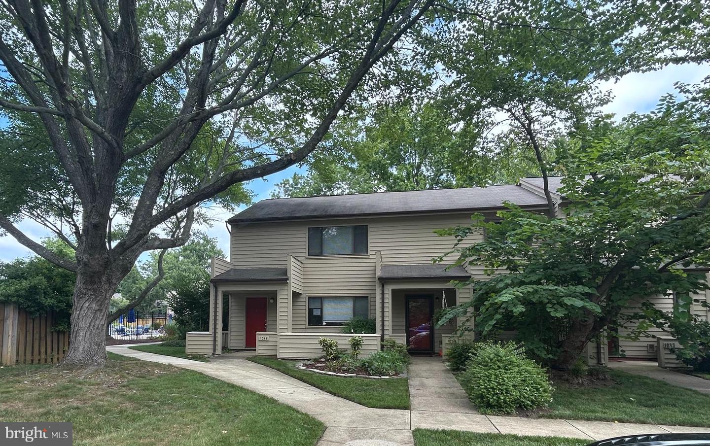 1041 Cedar Ridge Ct Property Photo 17