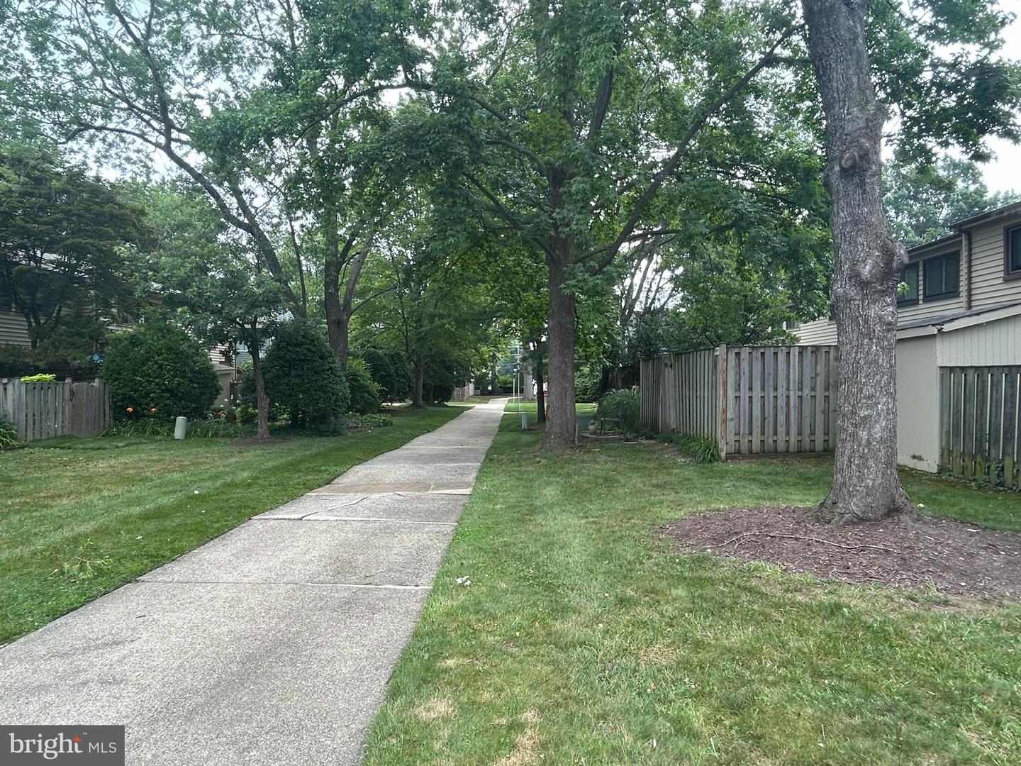 1041 Cedar Ridge Ct Property Photo 22