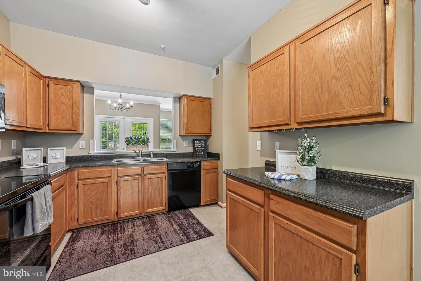 2403 Old Mystic Ct Property Photo 18