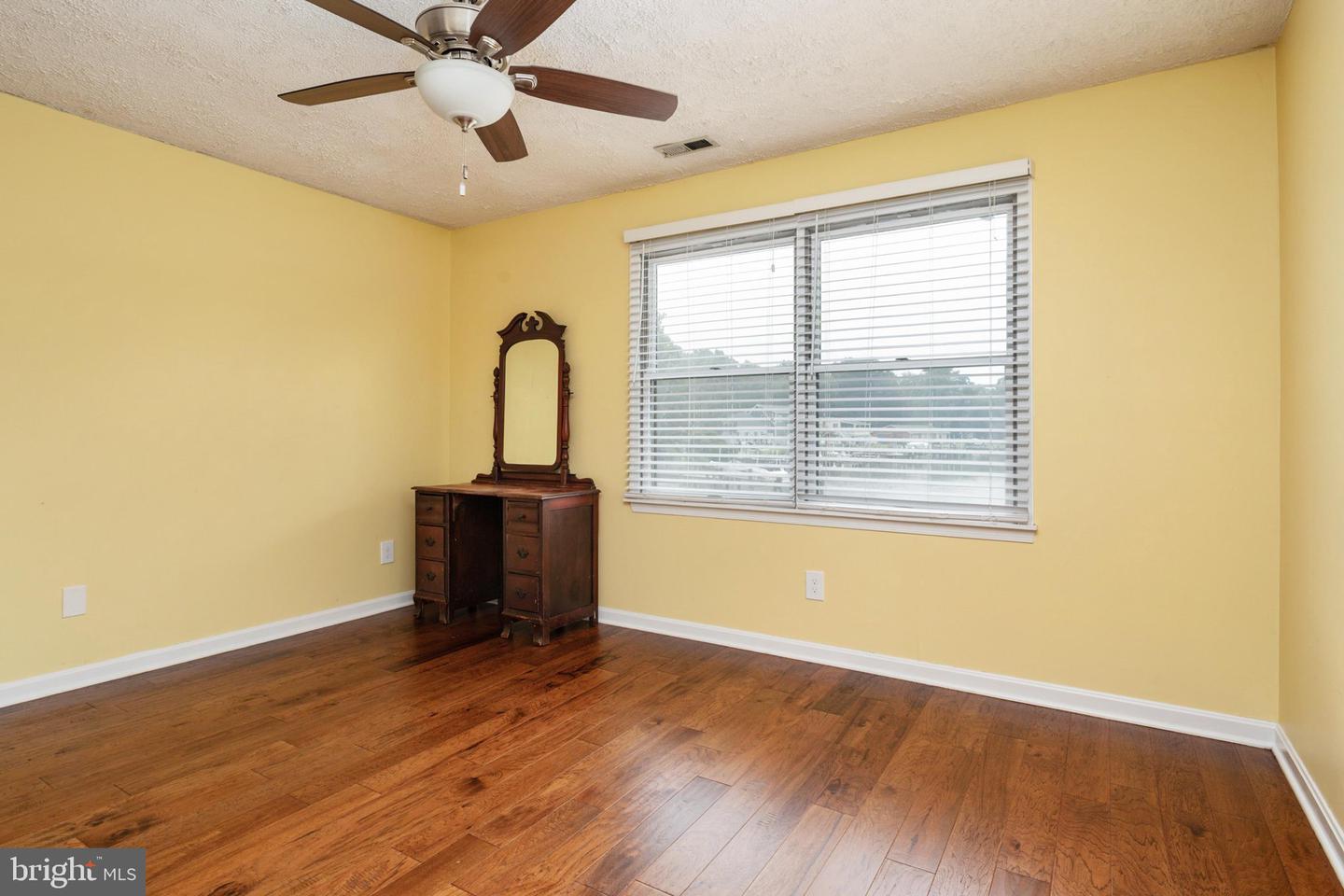 1241 Johnson Dr Property Photo 46
