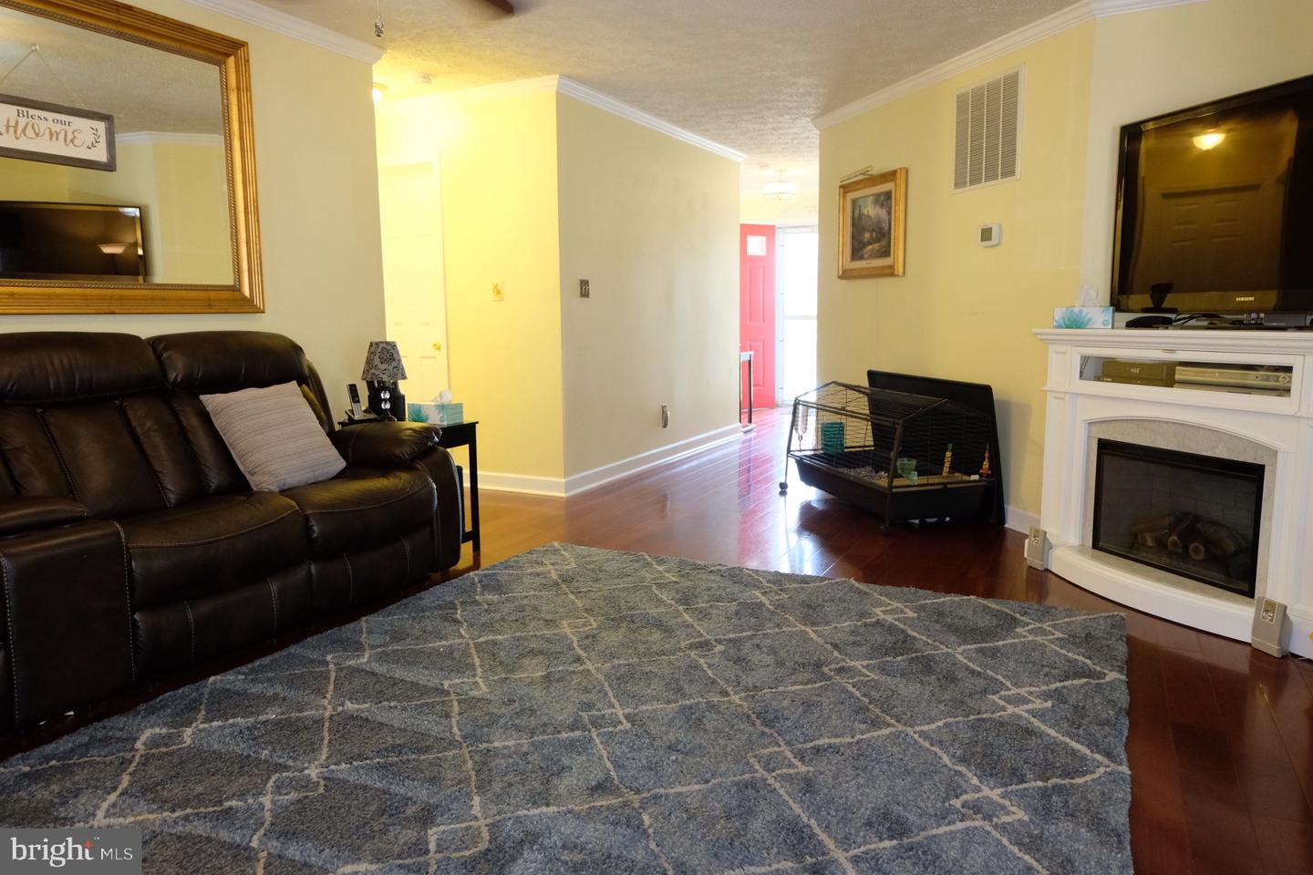 1000 Elbridge Way Property Photo 4