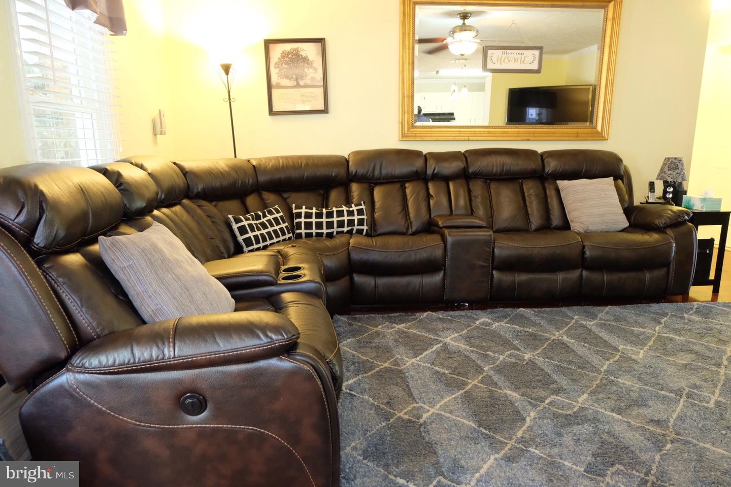 1000 Elbridge Way Property Photo 6