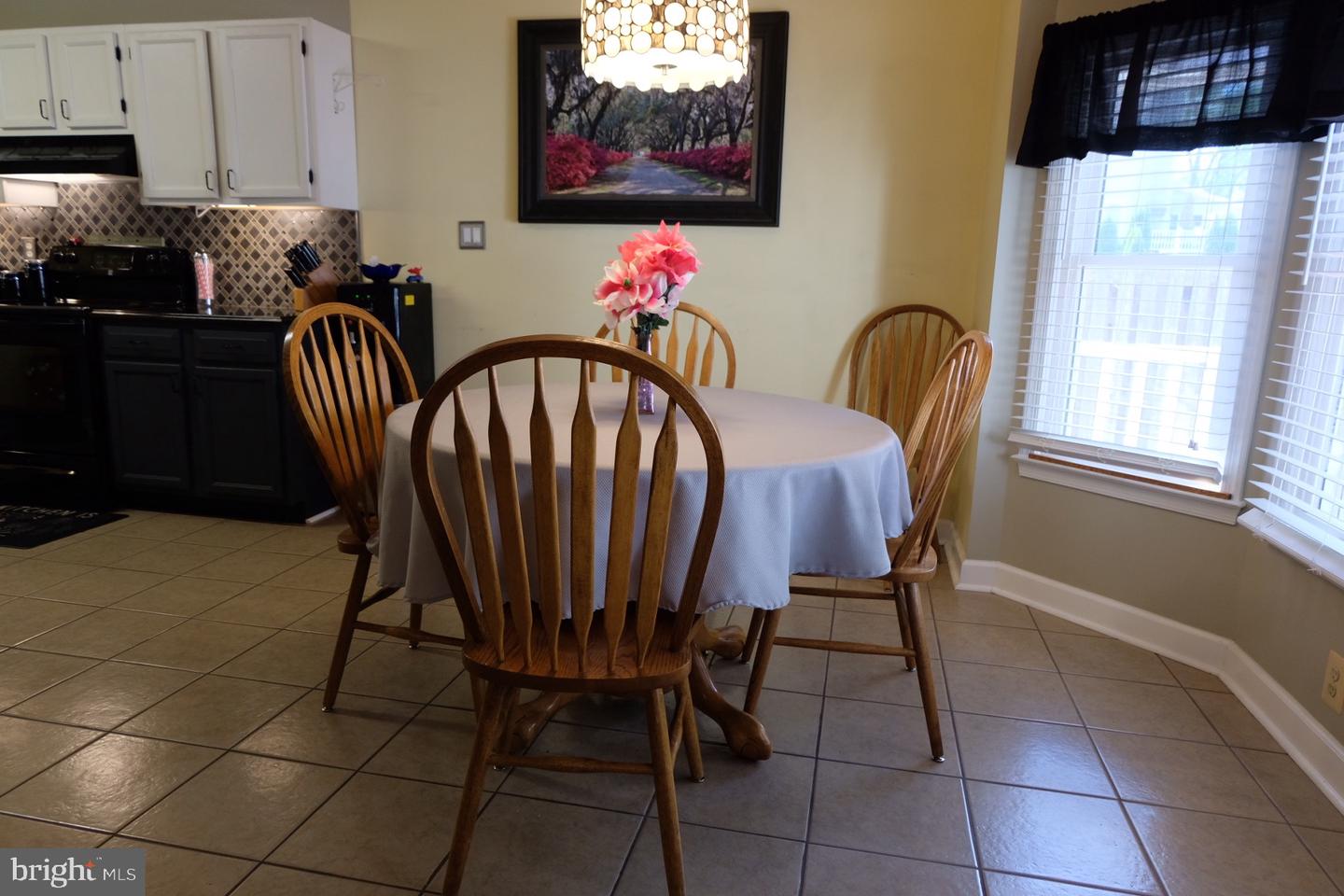 1000 Elbridge Way Property Photo 13