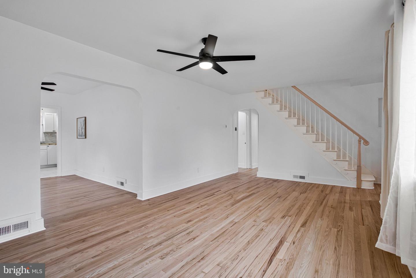 4 Hampton Rd Property Photo 3