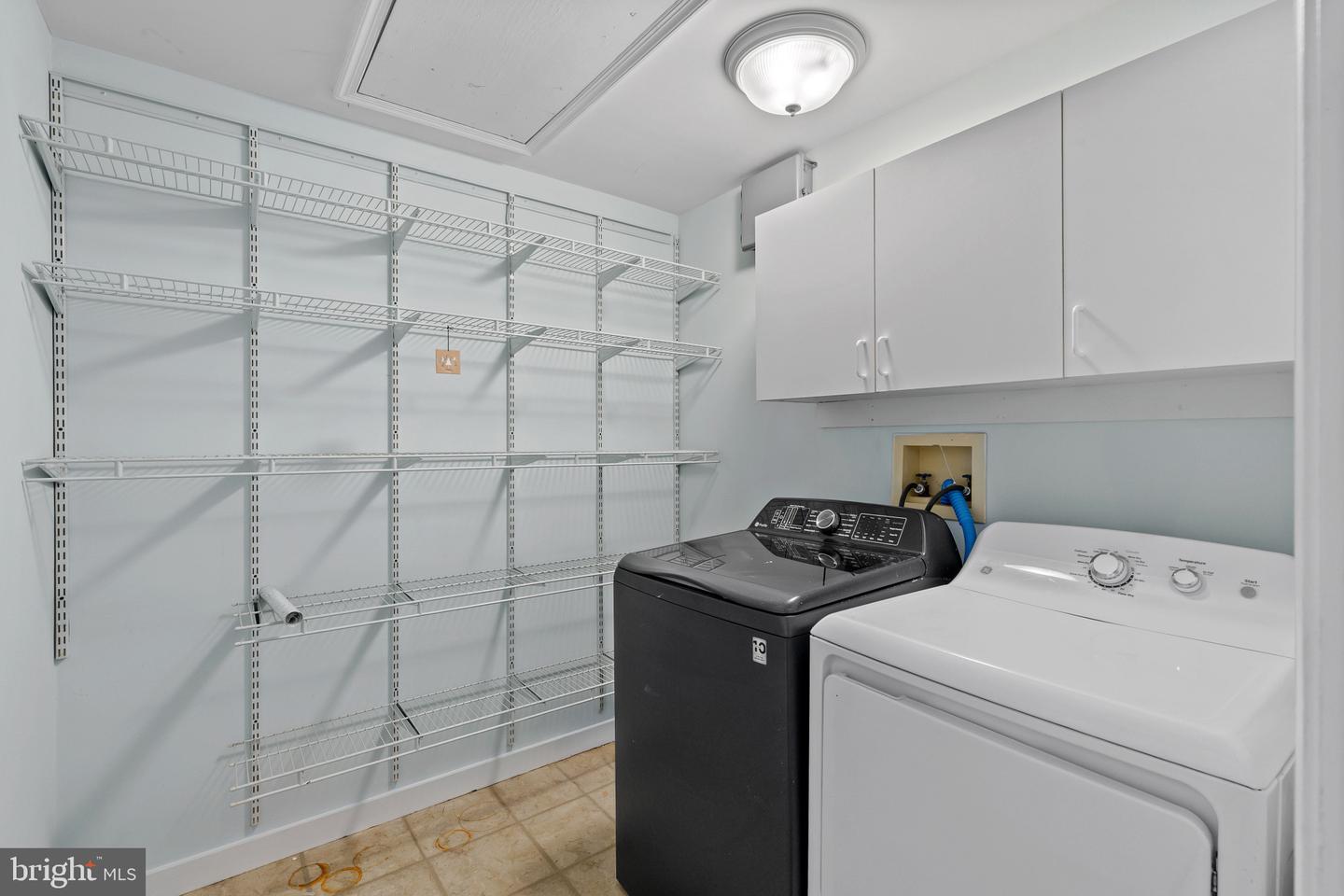 971 Forest Dr Property Photo 19