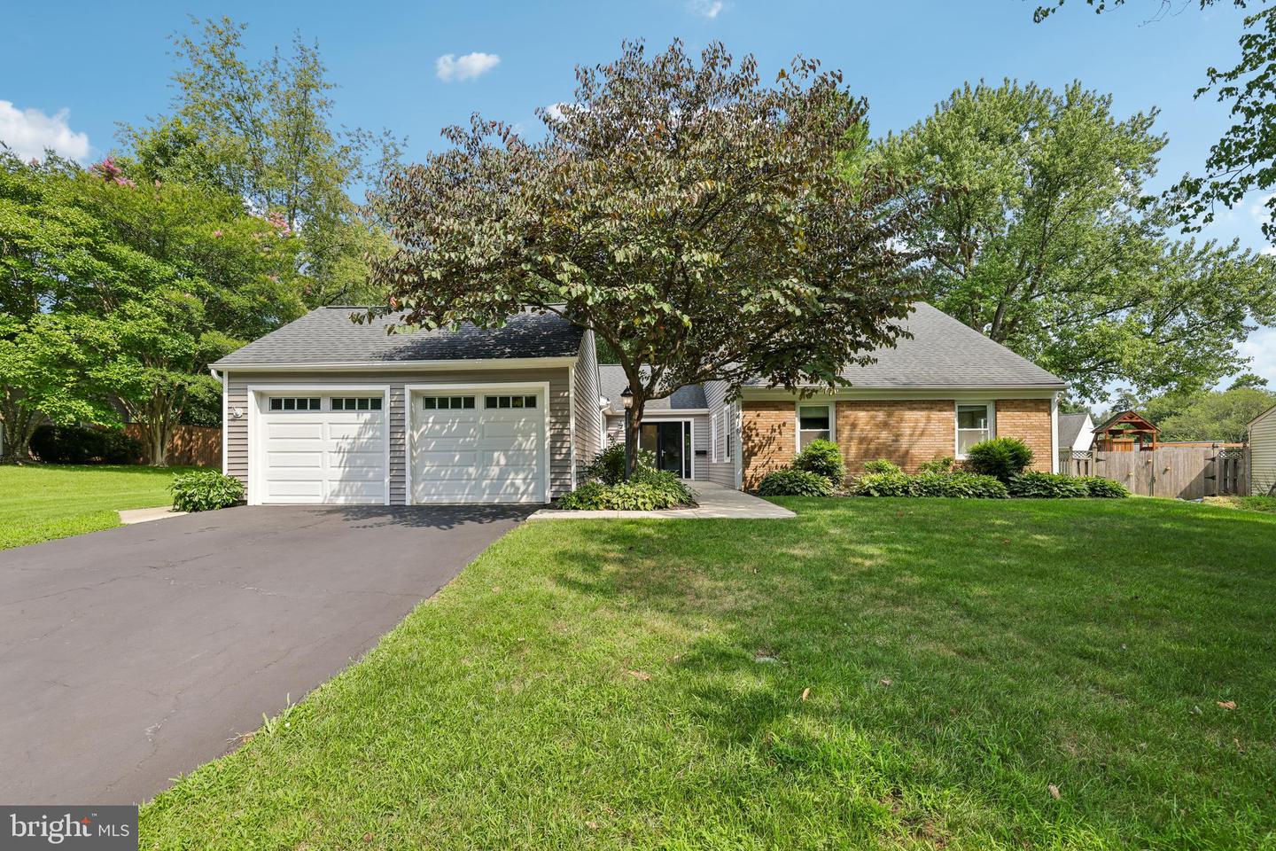 1410 KNIGHTS BRIDGE TURN Property Photo 1