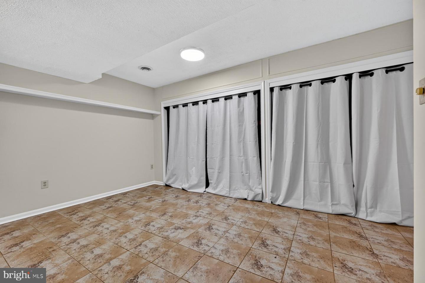 8327 Sail Ct Property Photo 47
