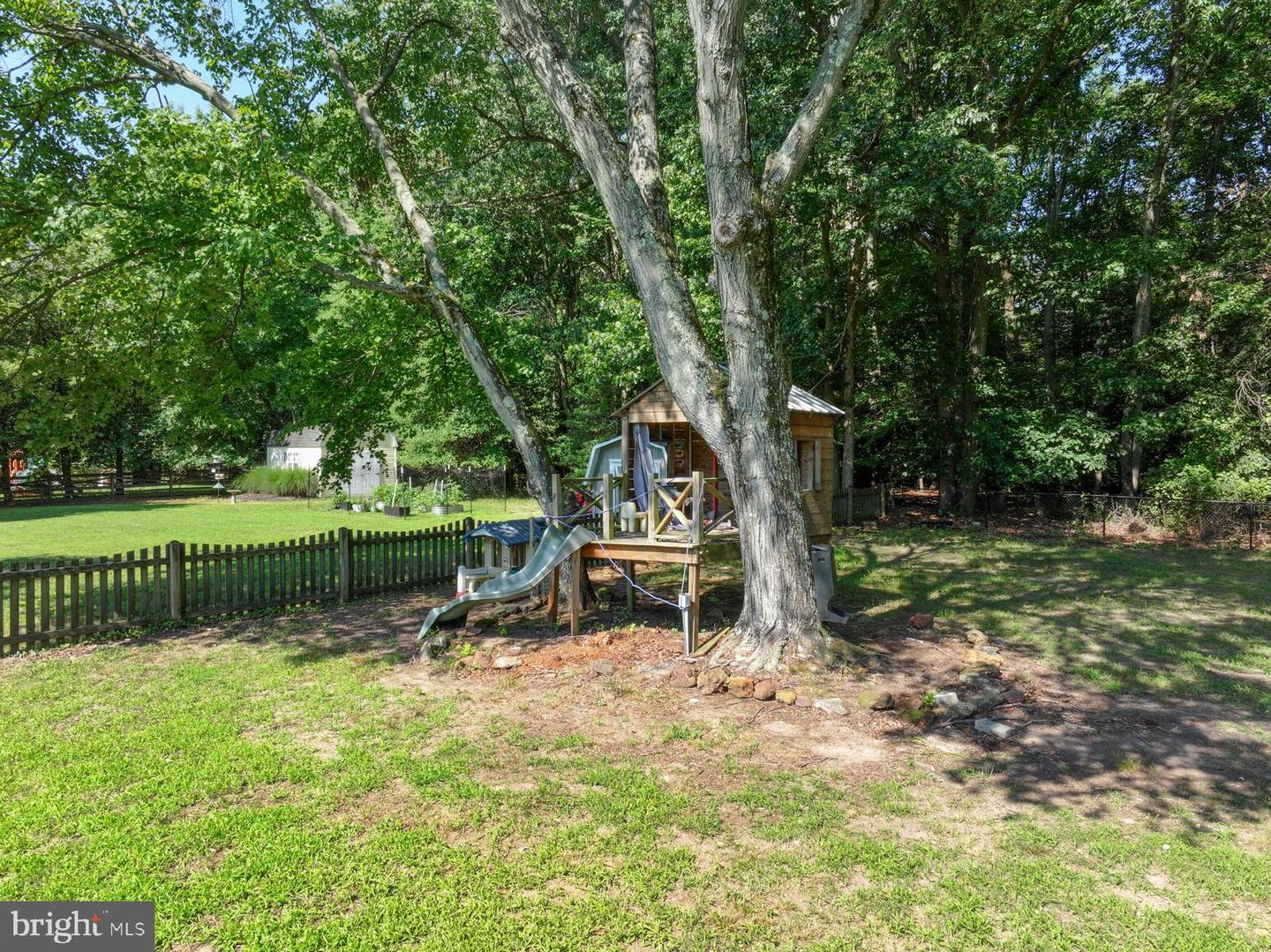 8327 Sail Ct Property Photo 54