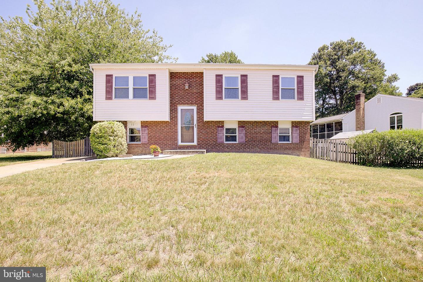 8213 Crab Apple Ct Property Photo 1