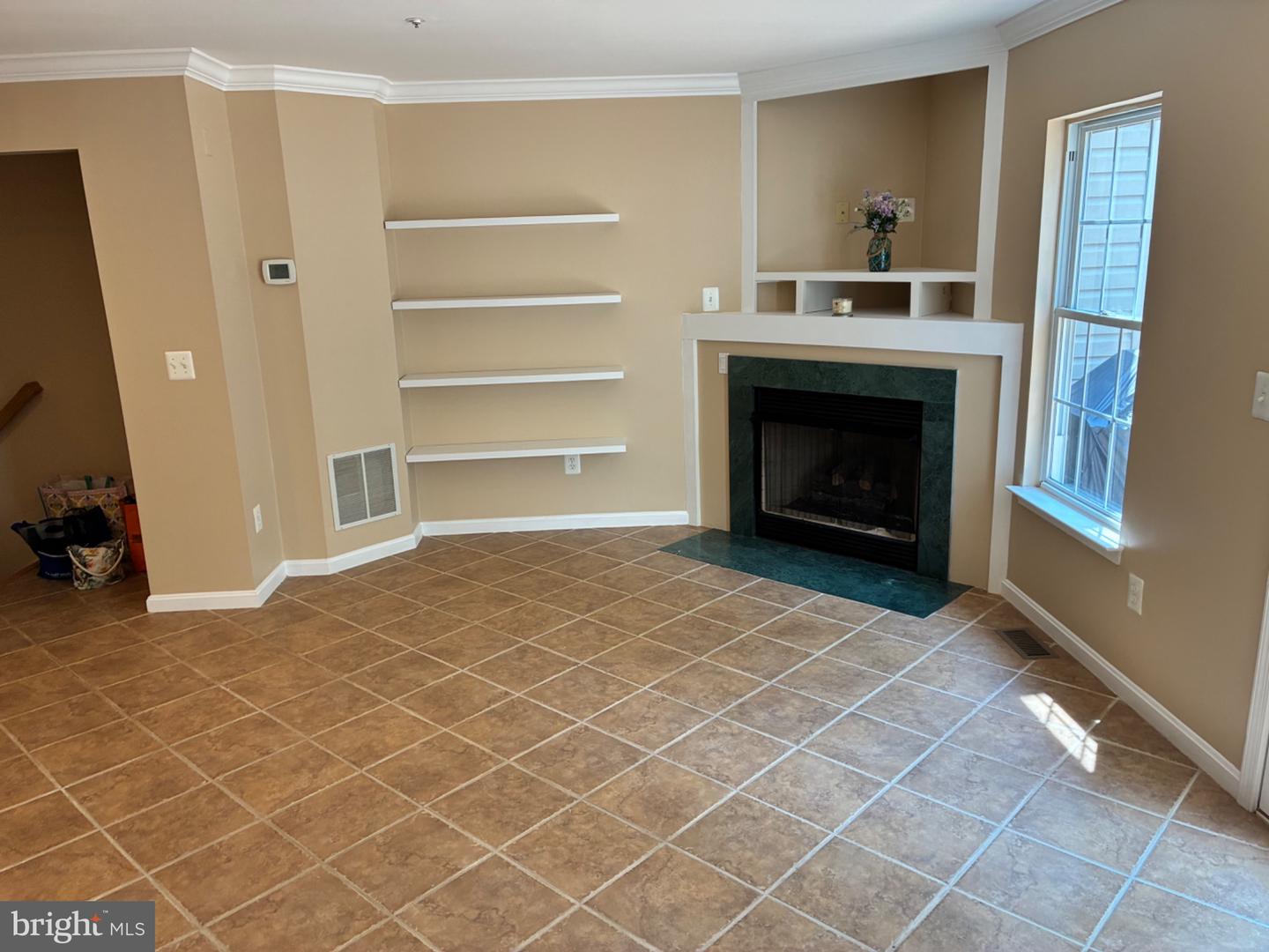 1410 Peregrine Path Property Photo 7
