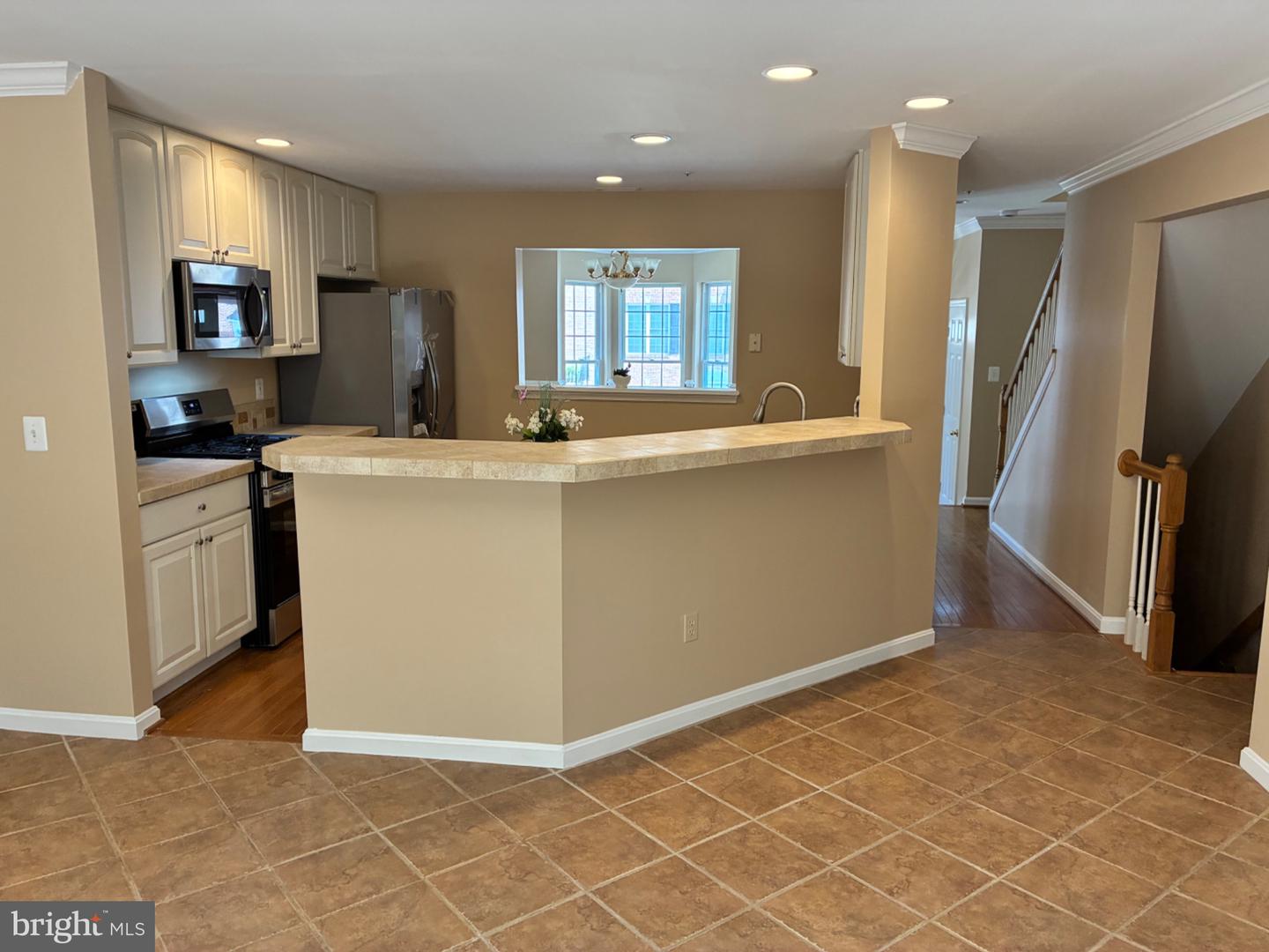 1410 Peregrine Path Property Photo 8