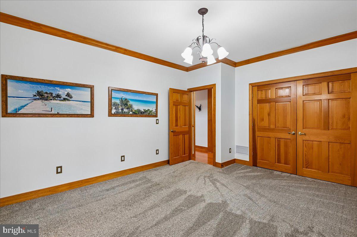 11 Walters Way Property Photo 17