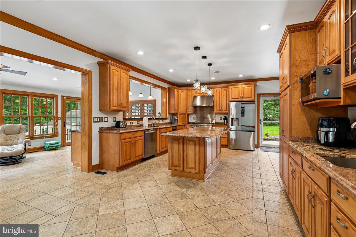 11 Walters Way Property Photo 28
