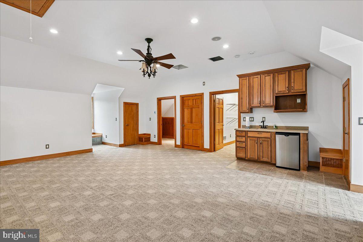 11 Walters Way Property Photo 49