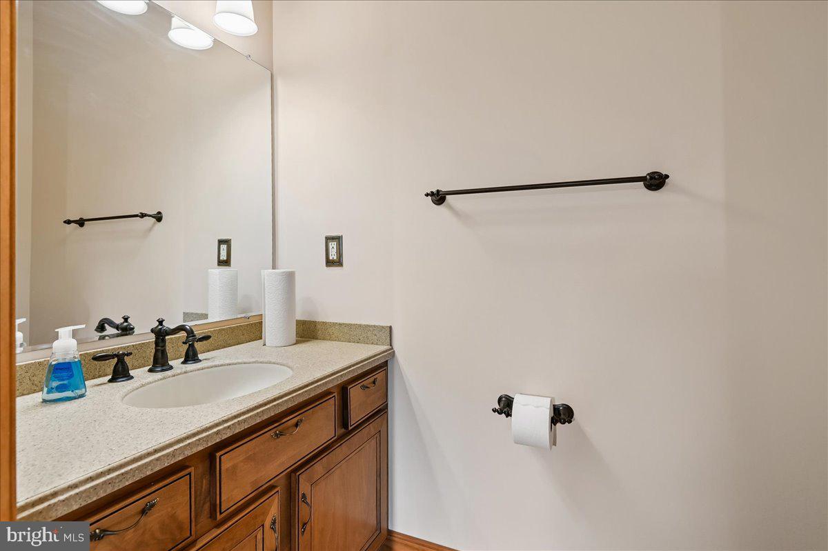 11 Walters Way Property Photo 53