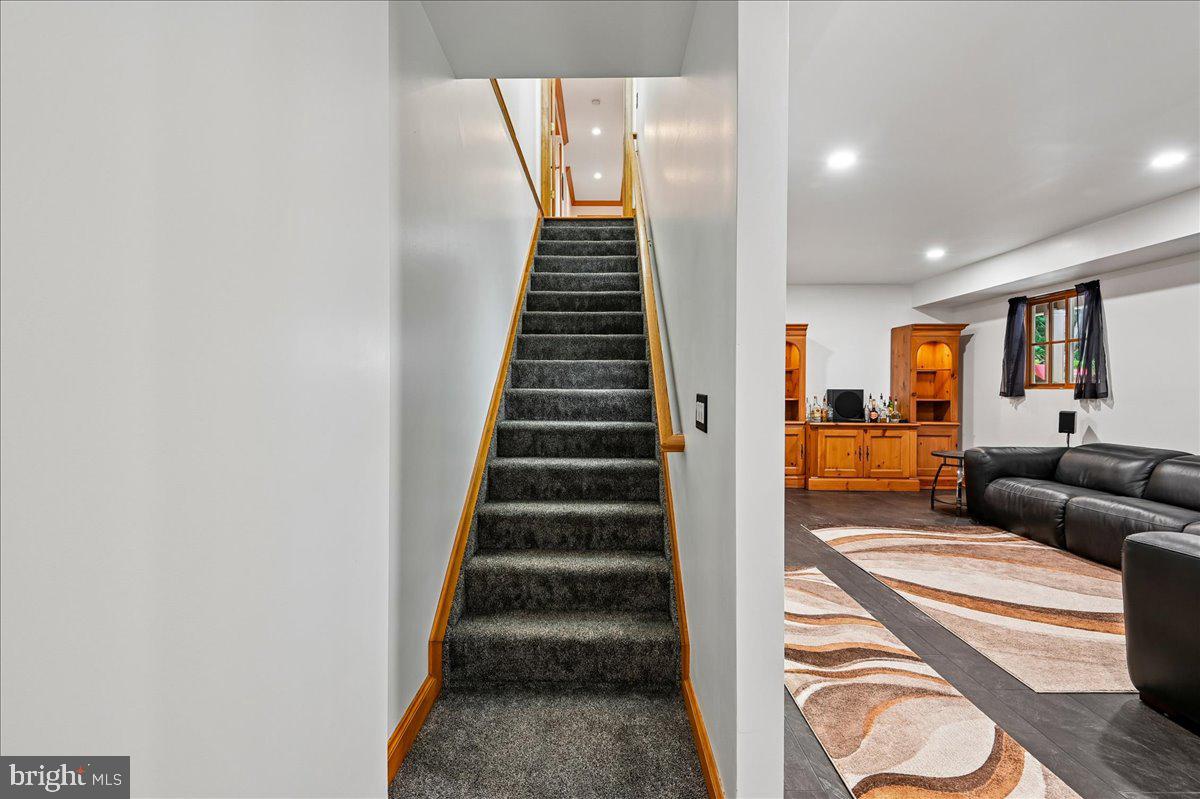 11 Walters Way Property Photo 65