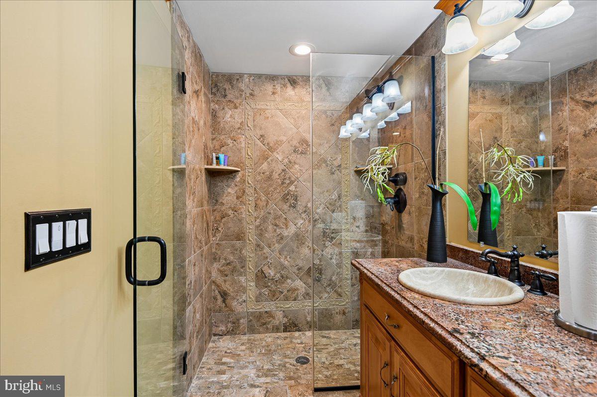11 Walters Way Property Photo 86