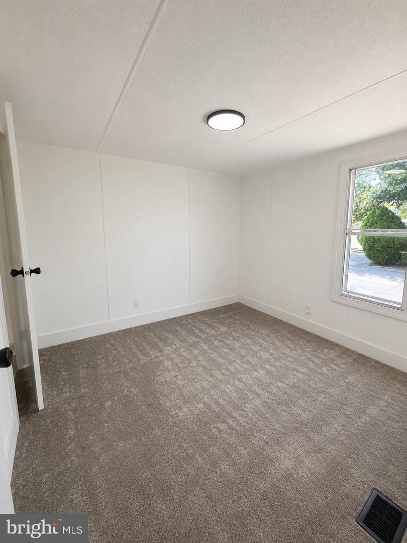 114 Berts Dr Property Photo 21