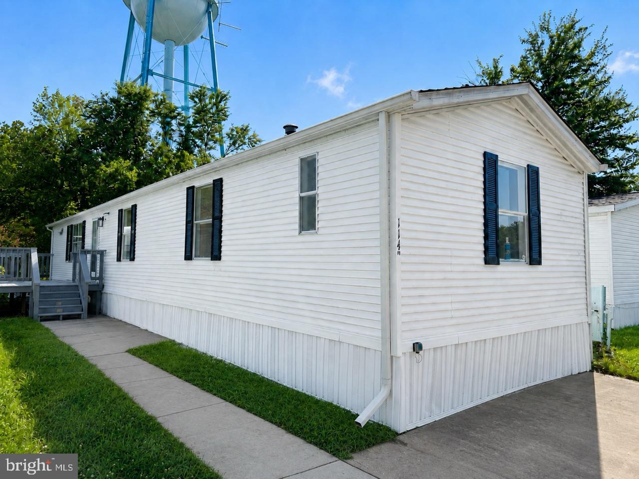 114 Berts Dr Property Photo 25
