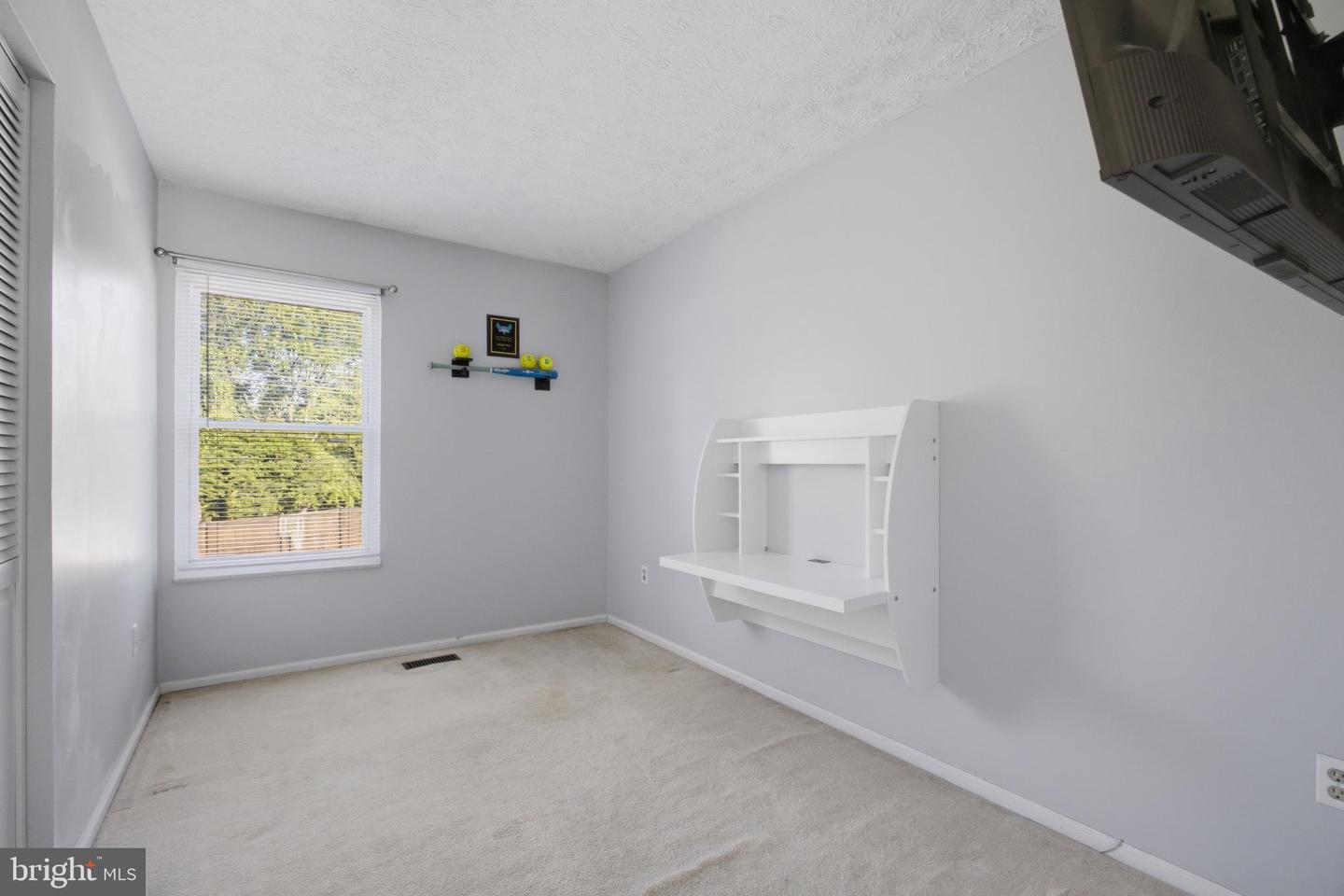 7946 Royal Mint Pl Property Photo 12