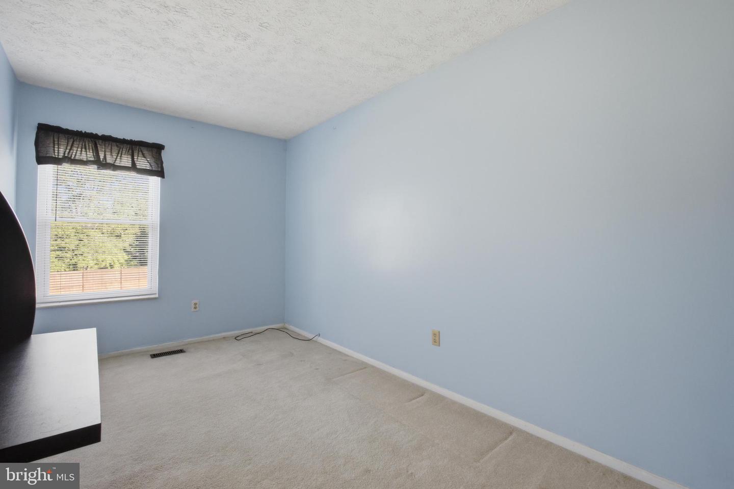 7946 Royal Mint Pl Property Photo 15