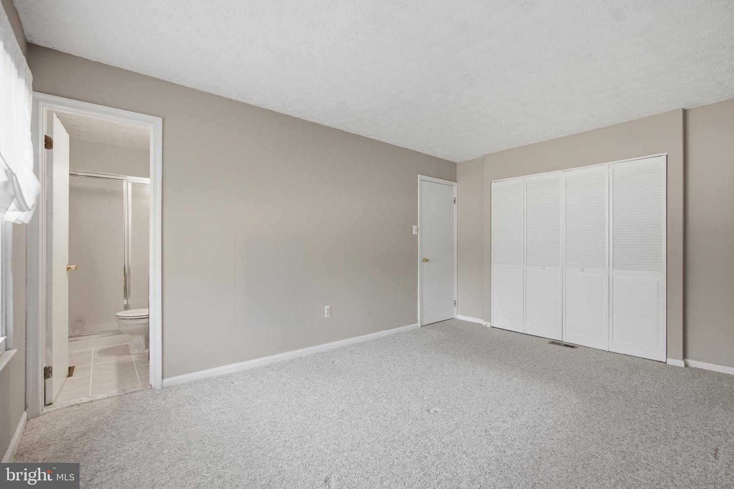 7946 Royal Mint Pl Property Photo 18