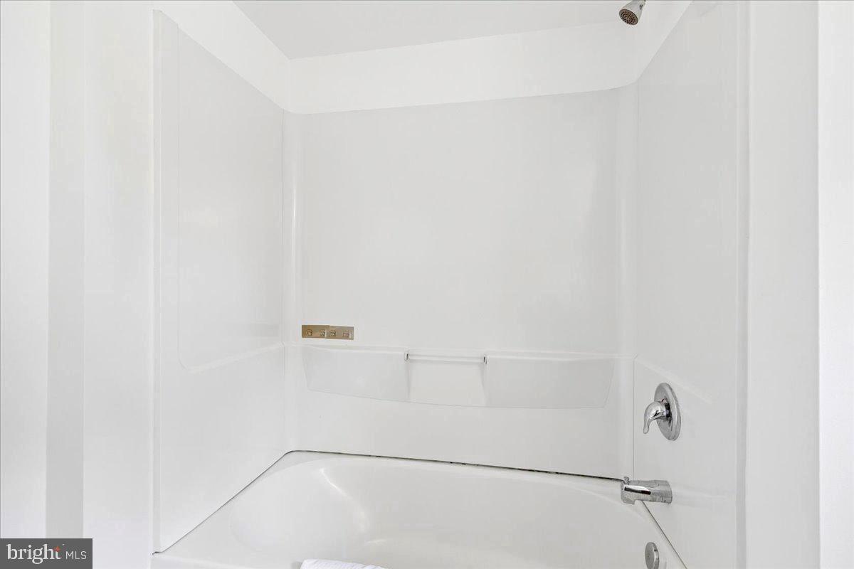 423 Shetlands Ln Property Photo 21