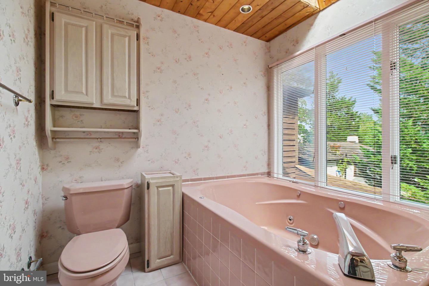 2110 Shore Dr Property Photo 20