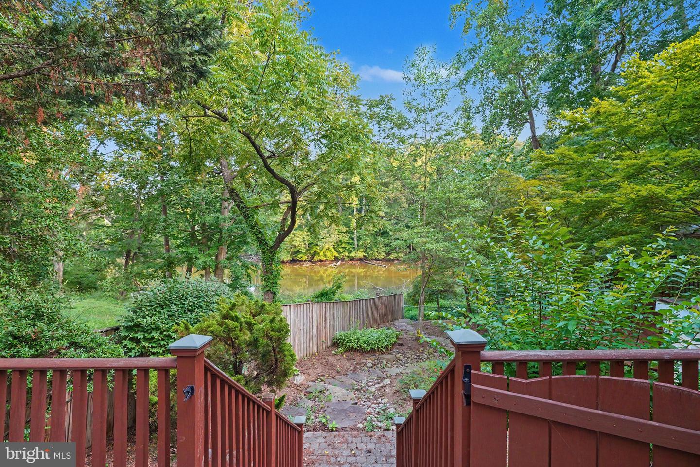 2110 Shore Dr Property Photo 41