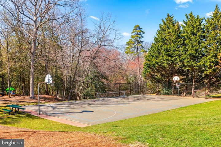 274 Capote Ct W Property Photo 83