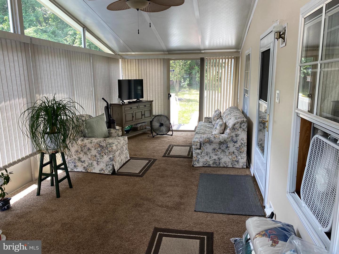 7504 Gleneagle Dr Property Photo 20
