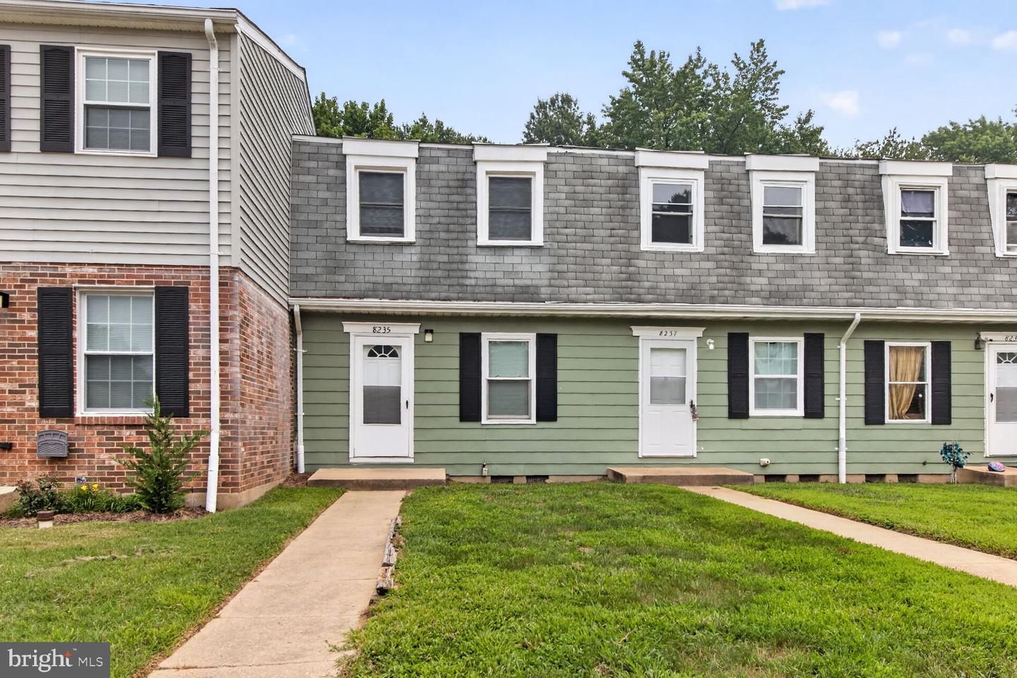 8235 PARHAM CT