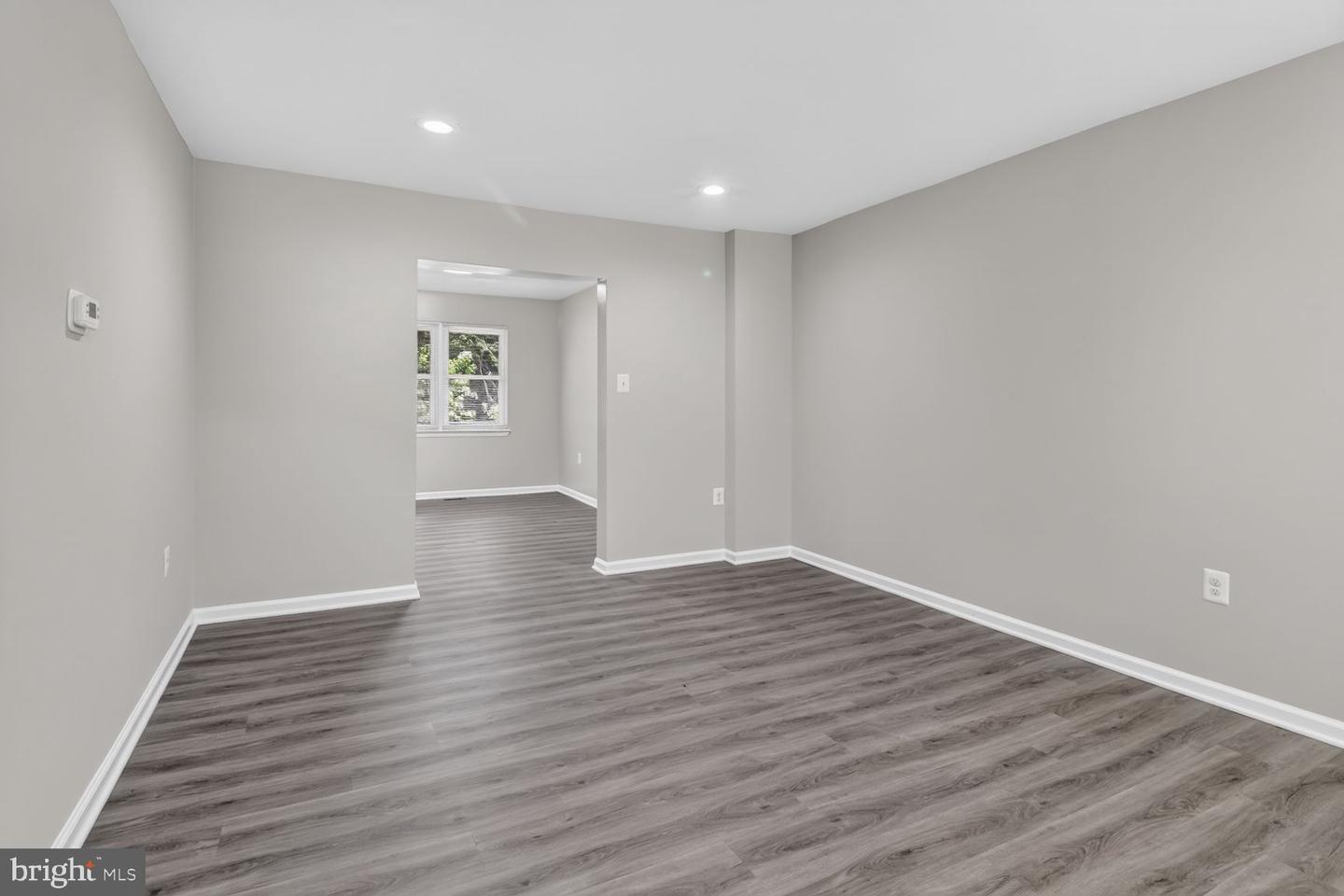8235 Parham Ct Property Photo 2