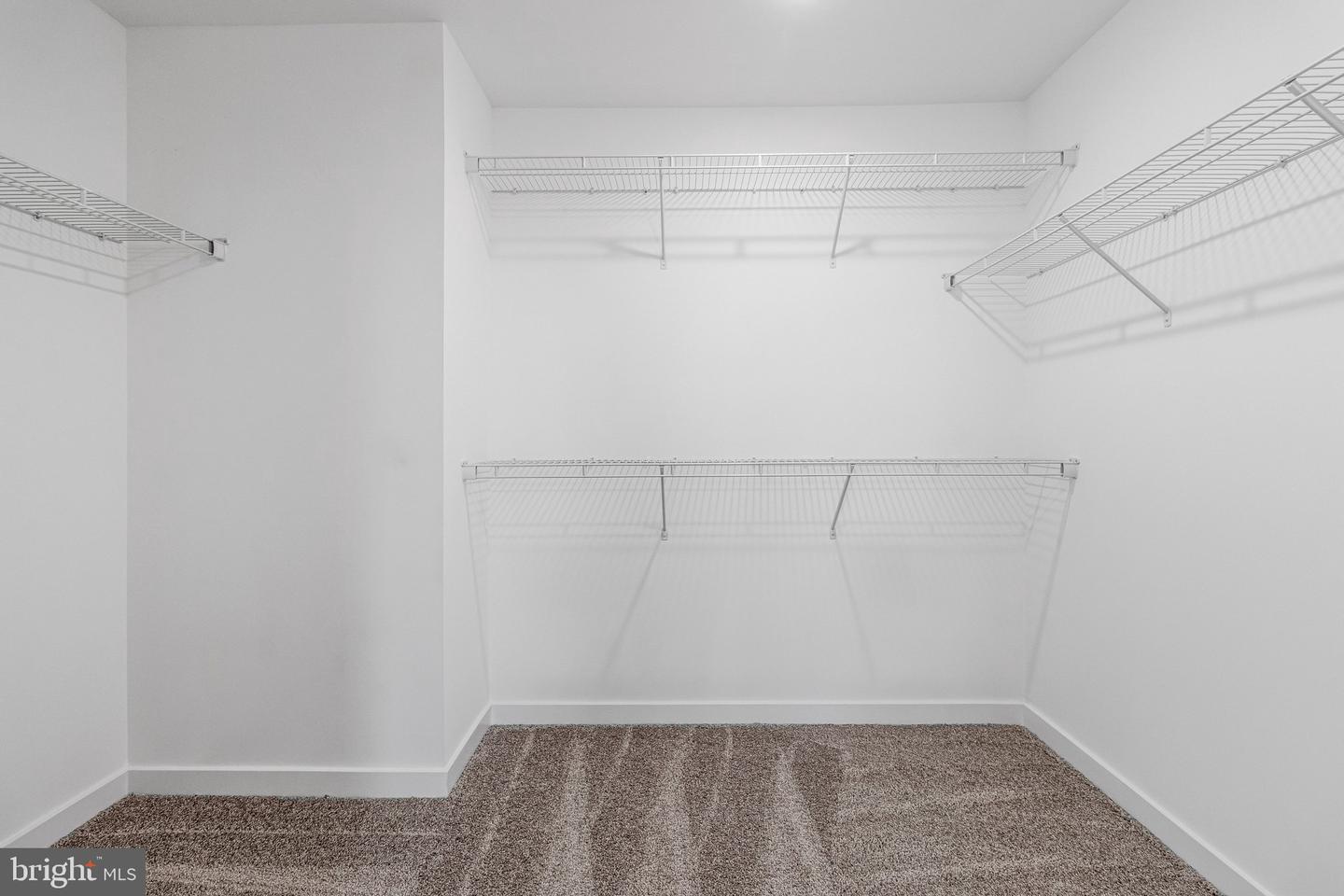 5719 Howard Dr Property Photo 38