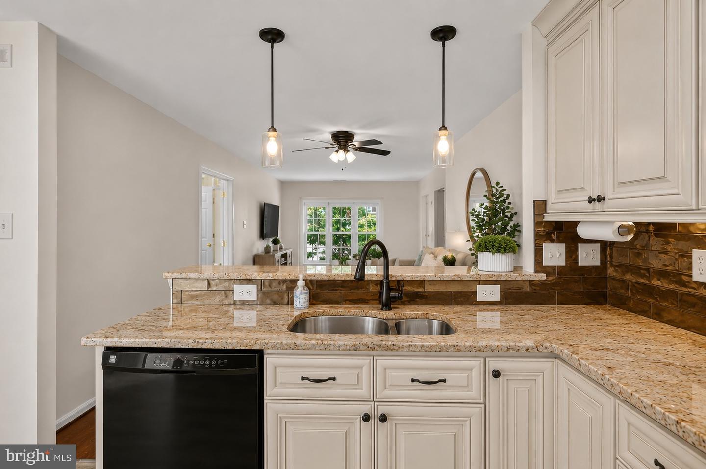 1434 Mara Vista Ct #122xb Property Photo 9