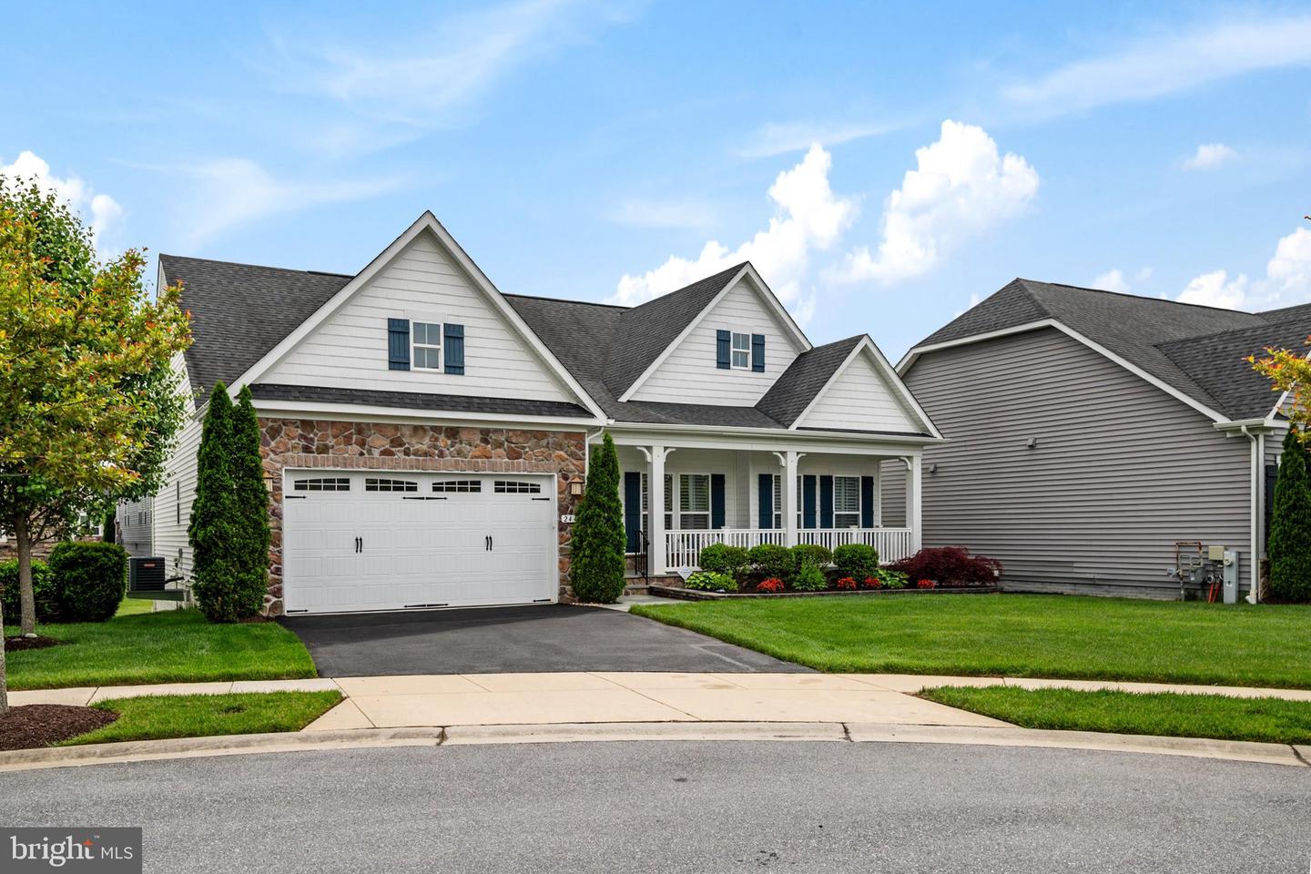2446 Heath Aster Ct Property Photo 4