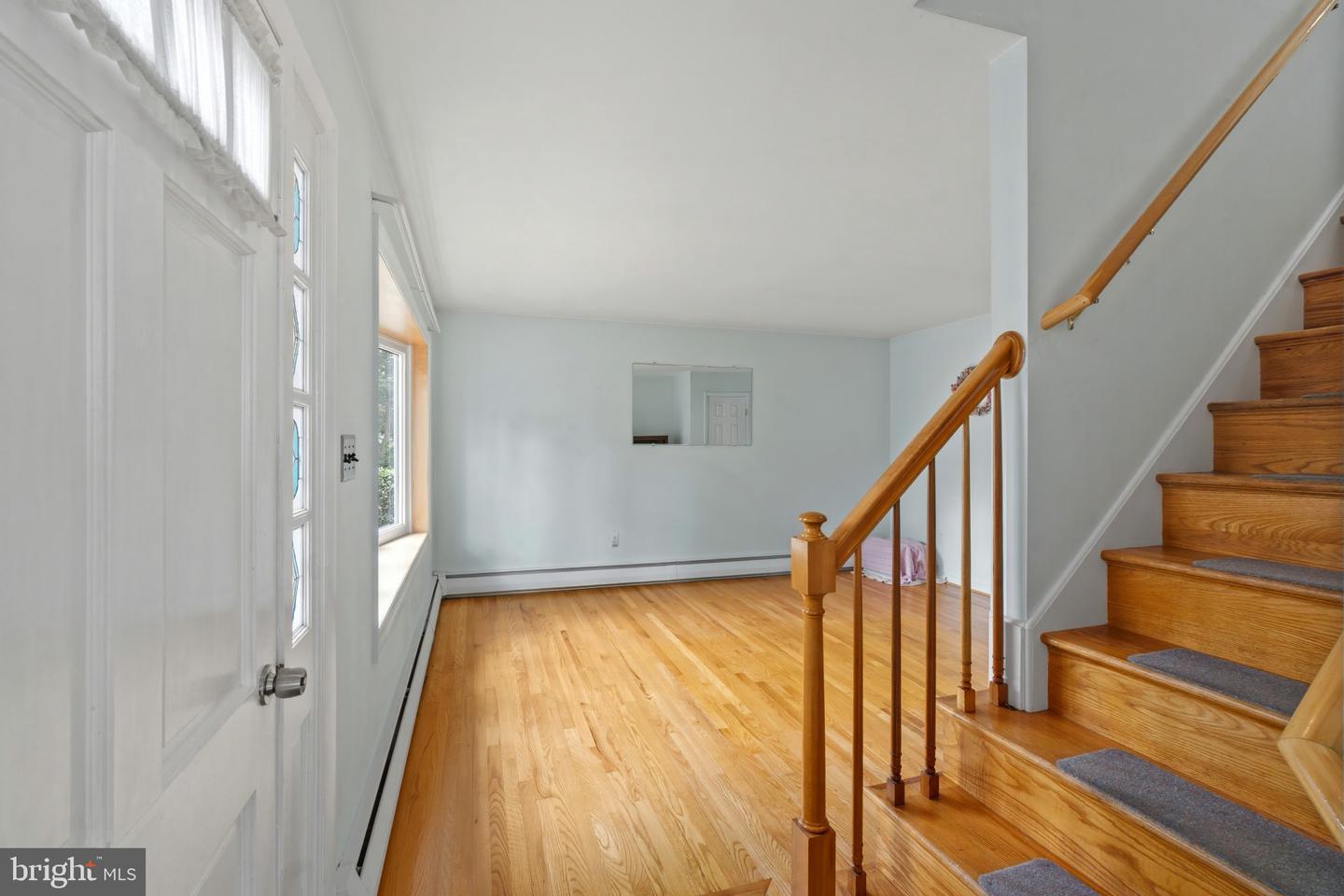 153 Duval Ln Property Photo 4