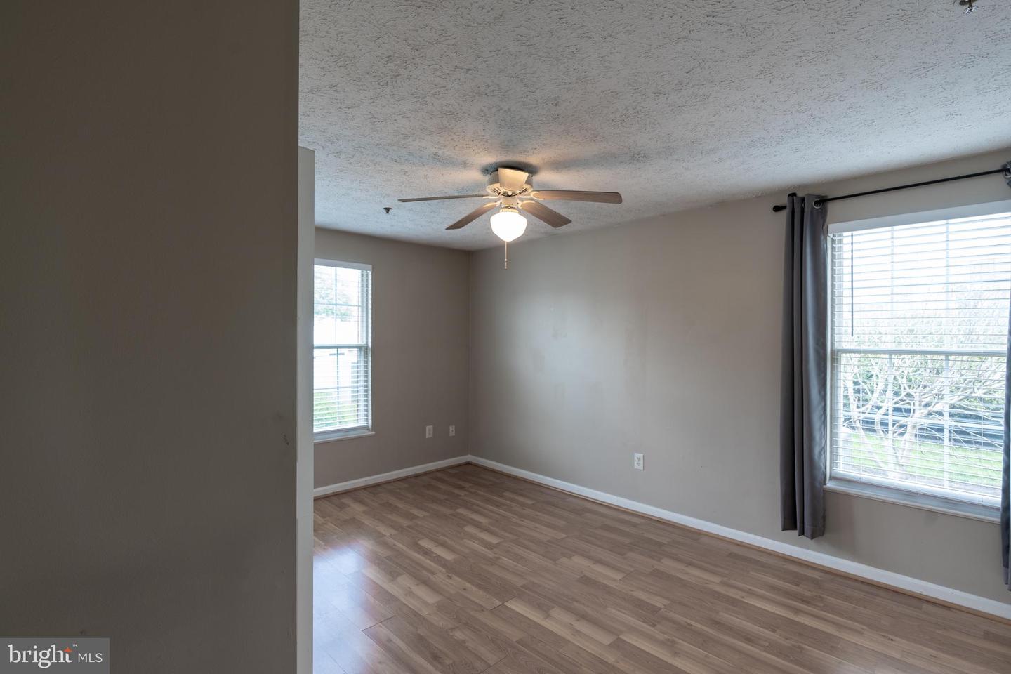 689 Winding Stream Way #101 Property Photo 17