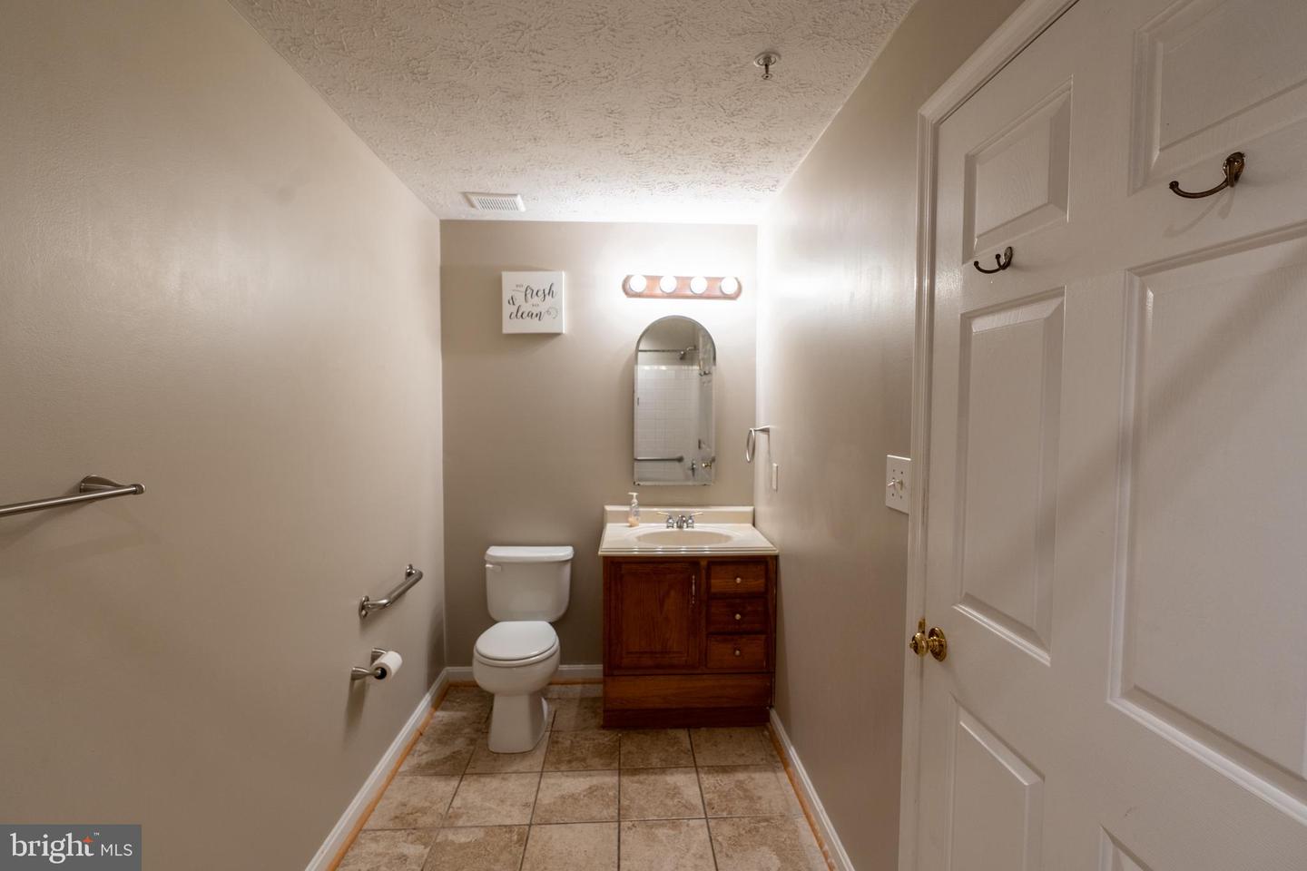 689 Winding Stream Way #101 Property Photo 19