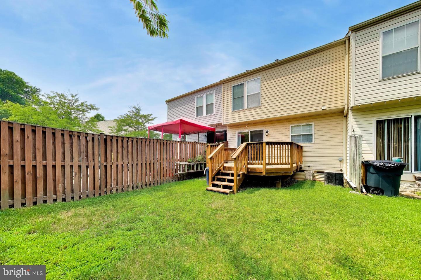 8703 Thornbrook Dr Property Photo 25