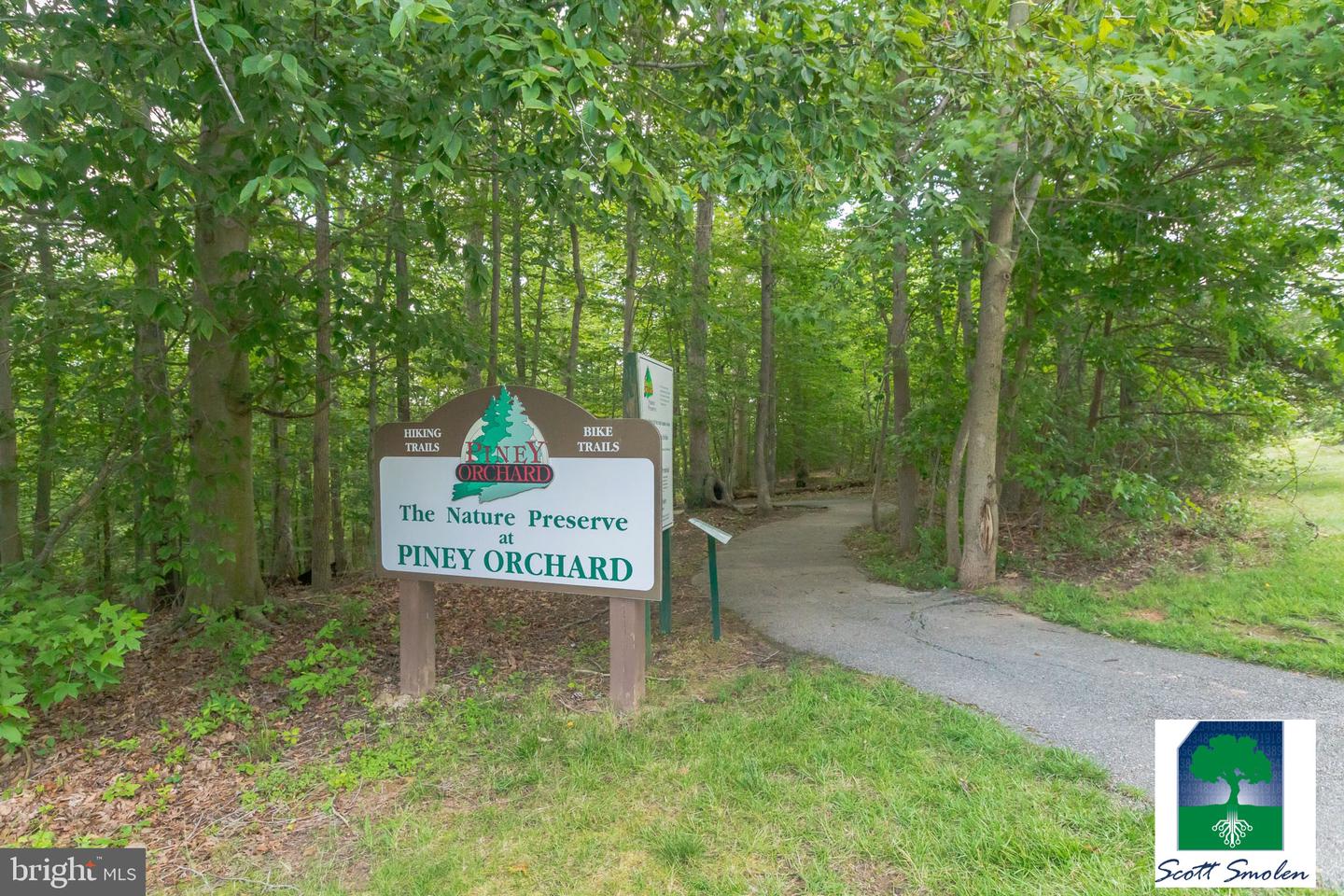 8703 Thornbrook Dr Property Photo 37