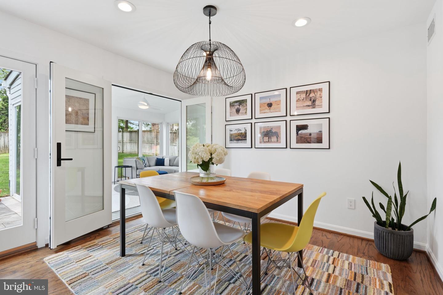 8 Constitution Sq Property Photo 9