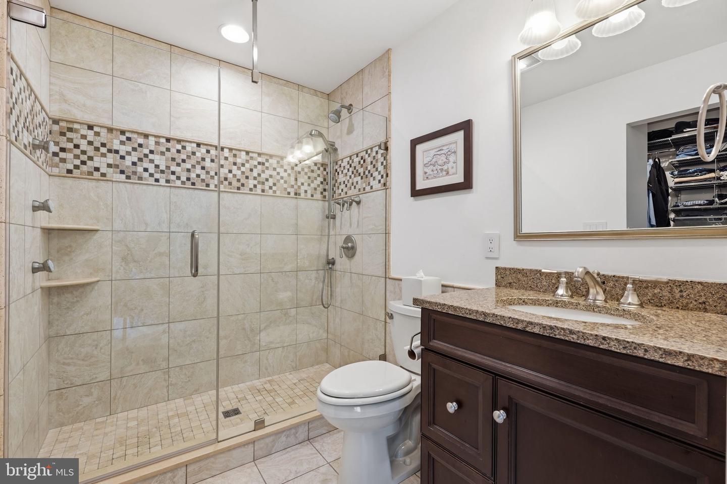 8 Constitution Sq Property Photo 15