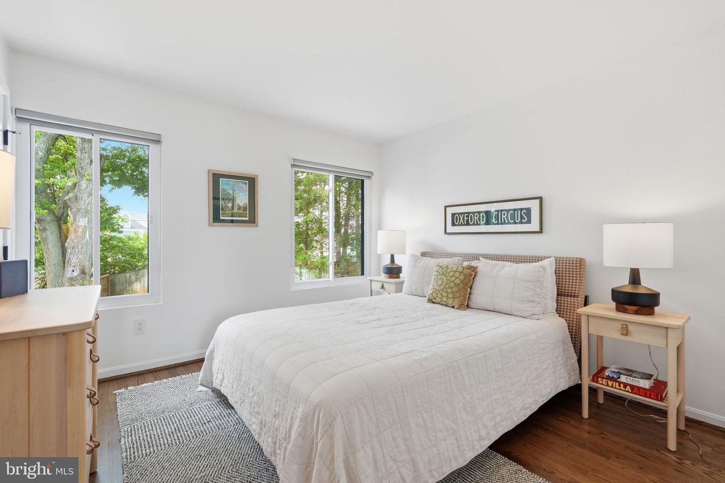 8 Constitution Sq Property Photo 18