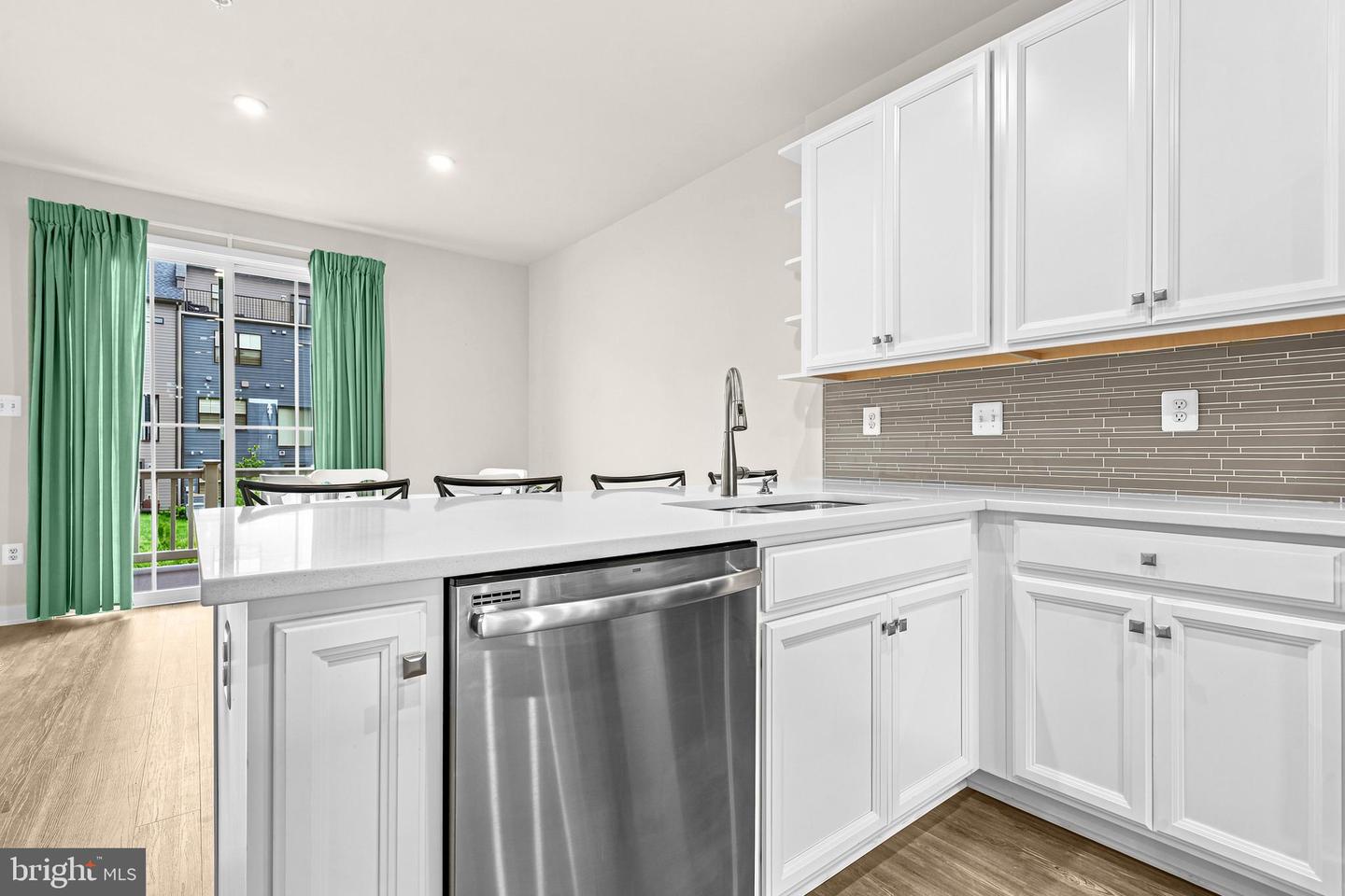 7739 Steatite Ln Property Photo 11