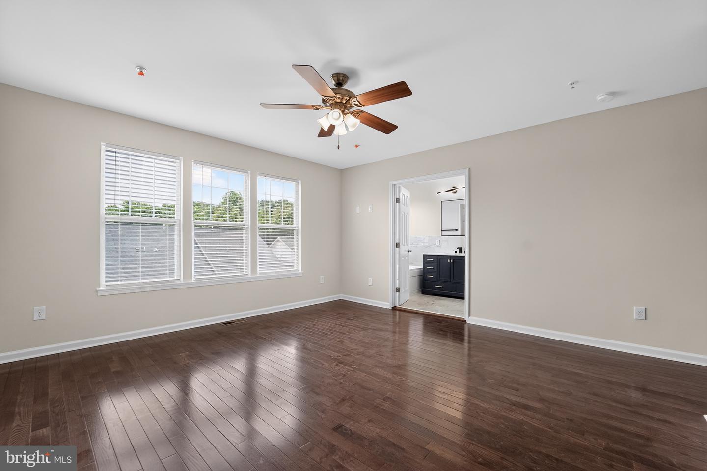 7827 Crystal Brook Way Property Photo 16